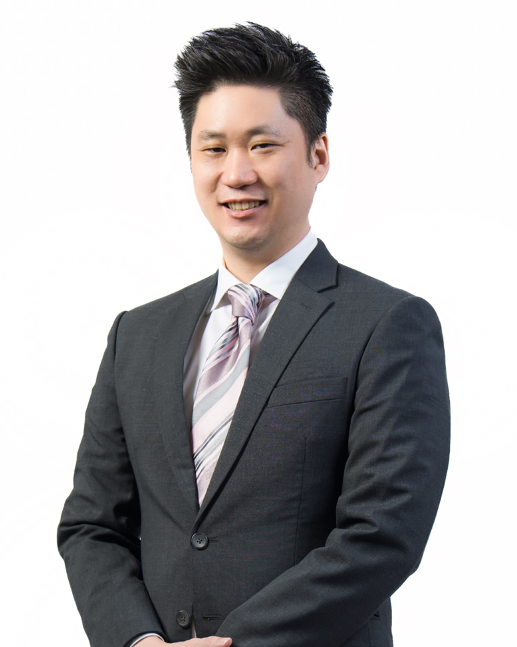 Dr. Kelvin Lim Liang Hooi specialises in Neurosurgery at Gleneagles Hospital Penang. Book an appointment or make an inquiry now!