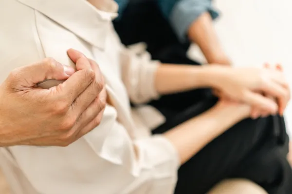 12 HealthDigest - 2 Types of Hormone Replacement Therapy Used in Malaysia